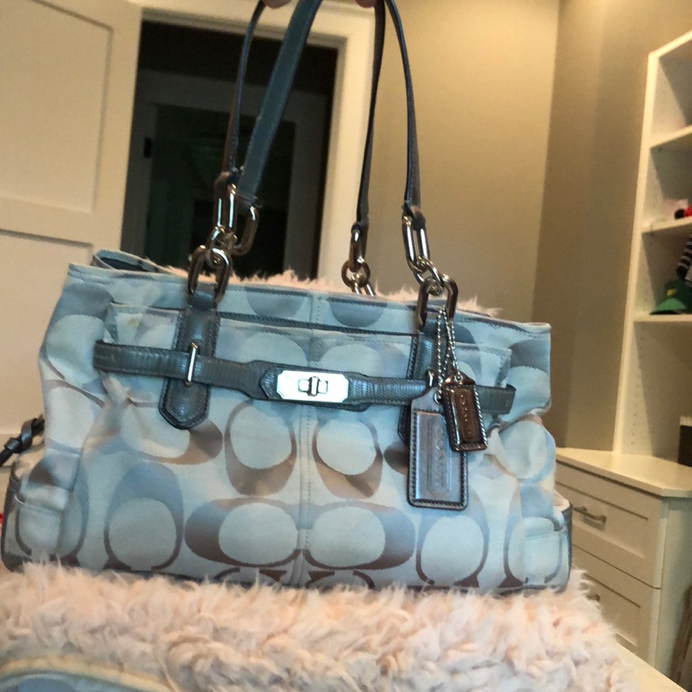 Coach Chelsea Jayden Signature Satchel